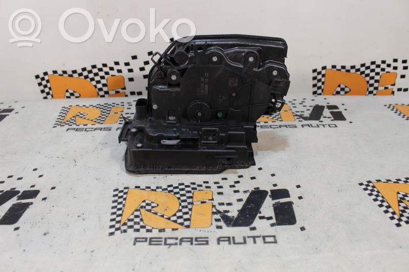 Mini One - Cooper F56 F55 Zamek drzwi przednich 
