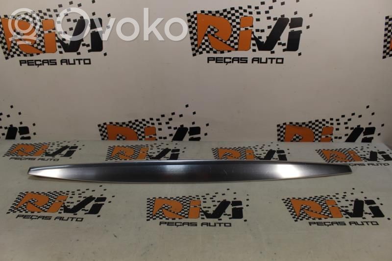 Moldura embellecedora   FRISO,EM,TABLIER
