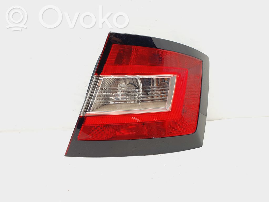 Skoda Fabia Mk3 (NJ) Rear/tail lights set 