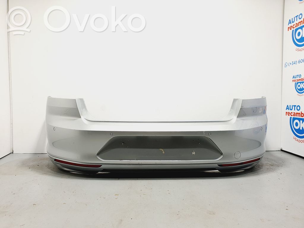 Volkswagen PASSAT B8 Parachoques 