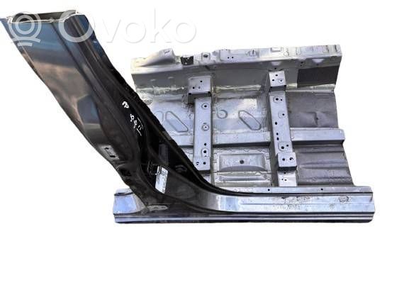 Nissan Qashqai Słupek środkowy 