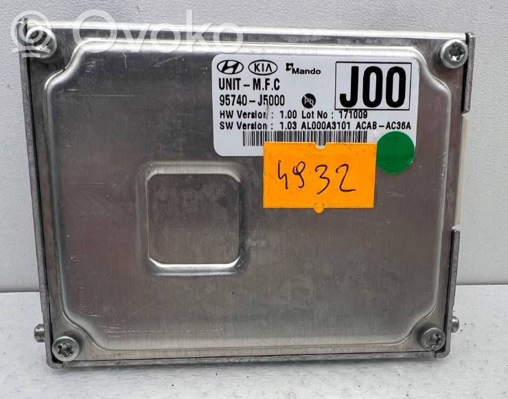Windshield/windscreen camera   95740J5000
