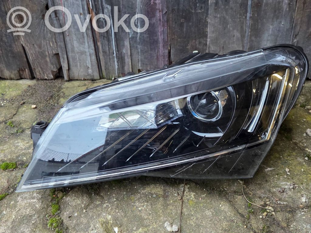 Skoda Superb B8 (3V) Scheinwerfer 