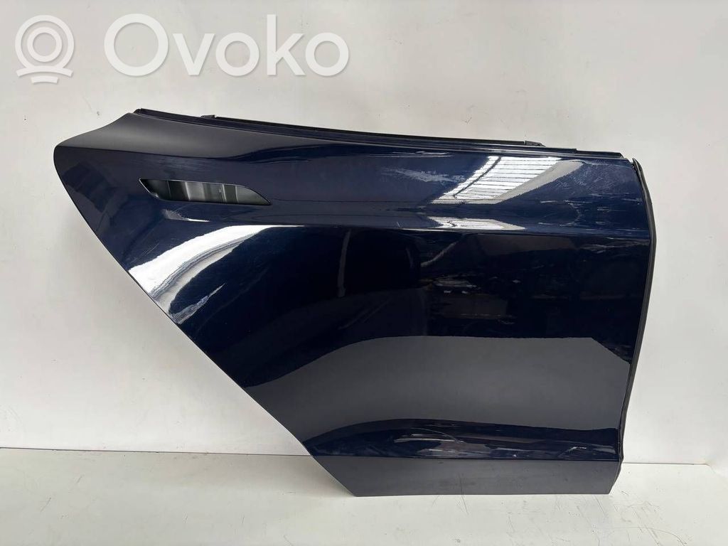 Tesla Model S Galinės durys 