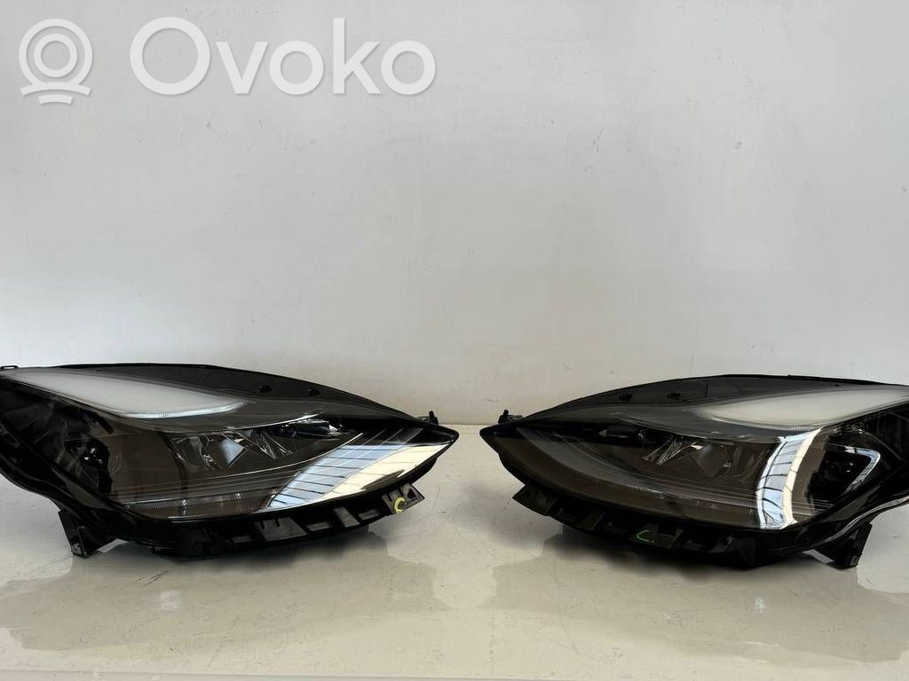 Tesla Model Y Headlights/headlamps set 