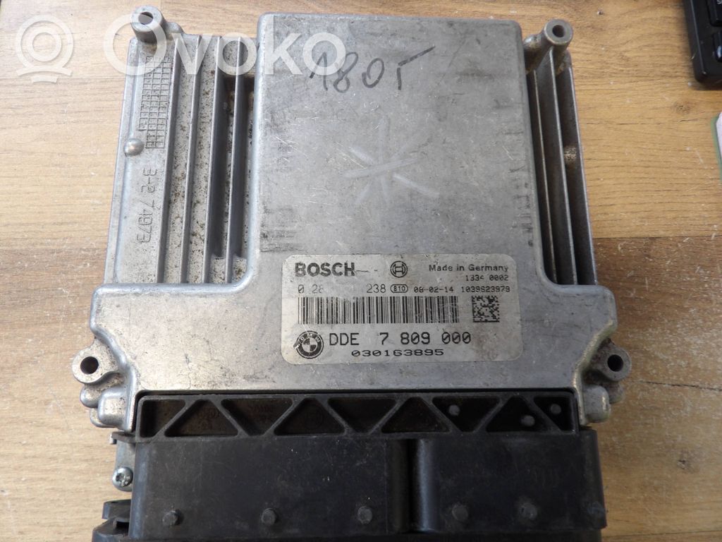 Sterownik / Moduł ECU   7809000,1039S23979,030163895