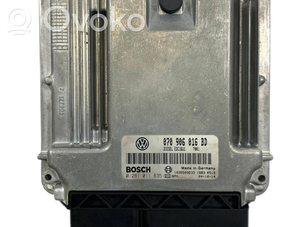 Volkswagen Transporter - Caravelle T5 Engine control unit/module 