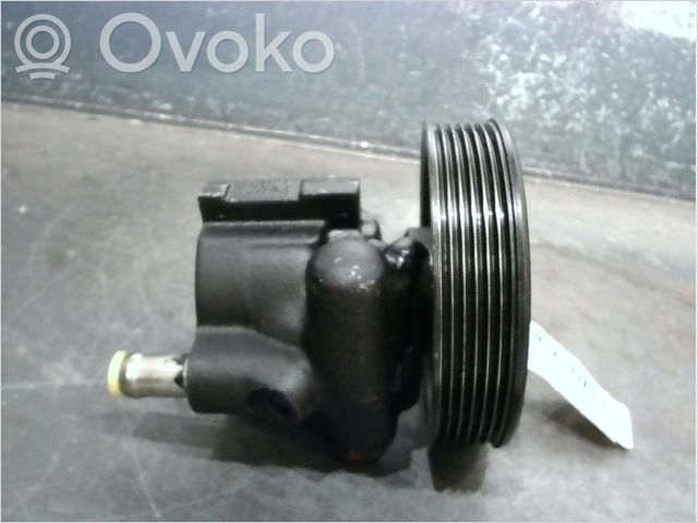 Peugeot 607 Ohjaustehostimen pumppu 