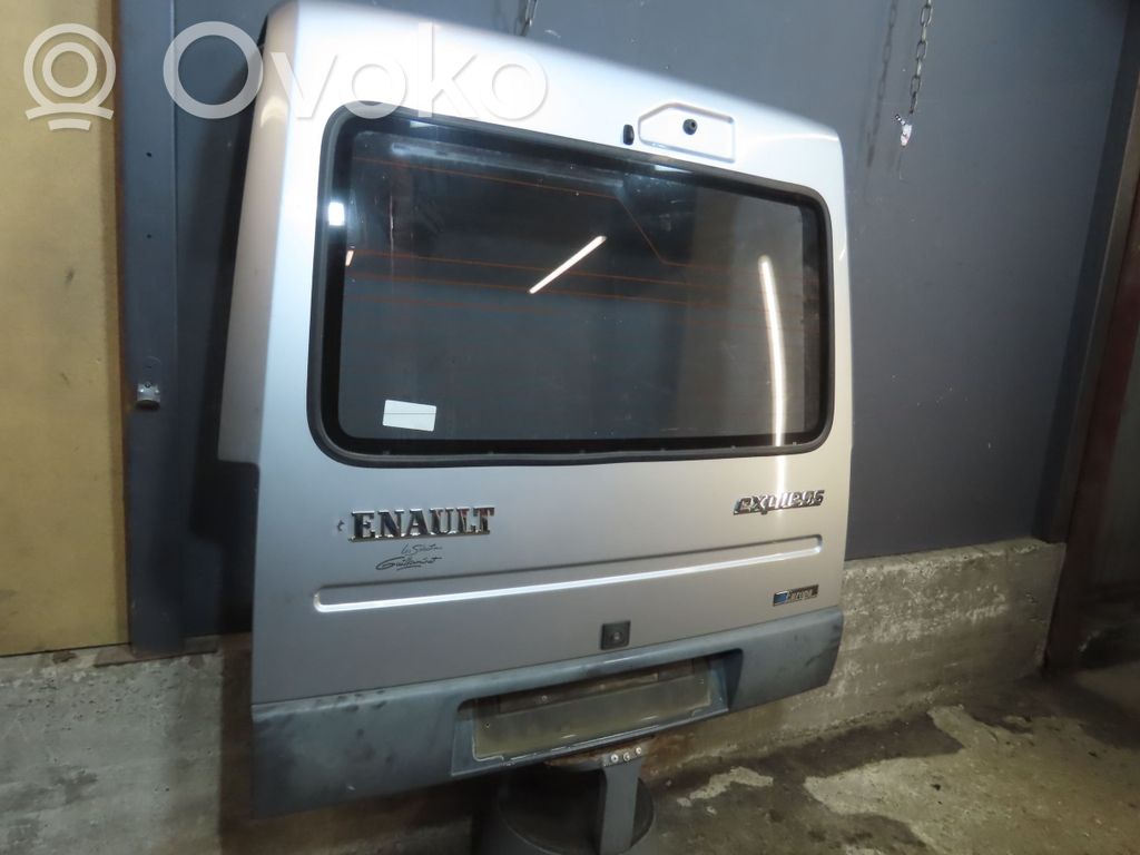 Renault Express Puerta del maletero/compartimento de carga 