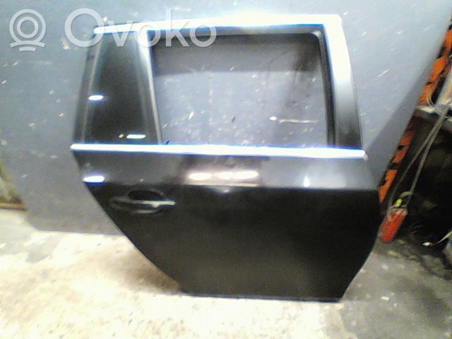 Aizmugurējās durvis   41525A2A368