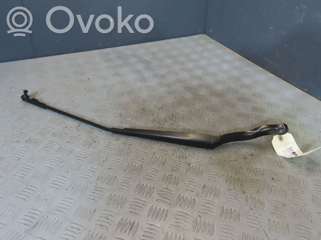 Citroen C6 Front wiper blade arm 