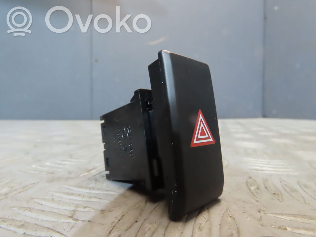 Botón interruptor de luz de peligro   93790G6100CA