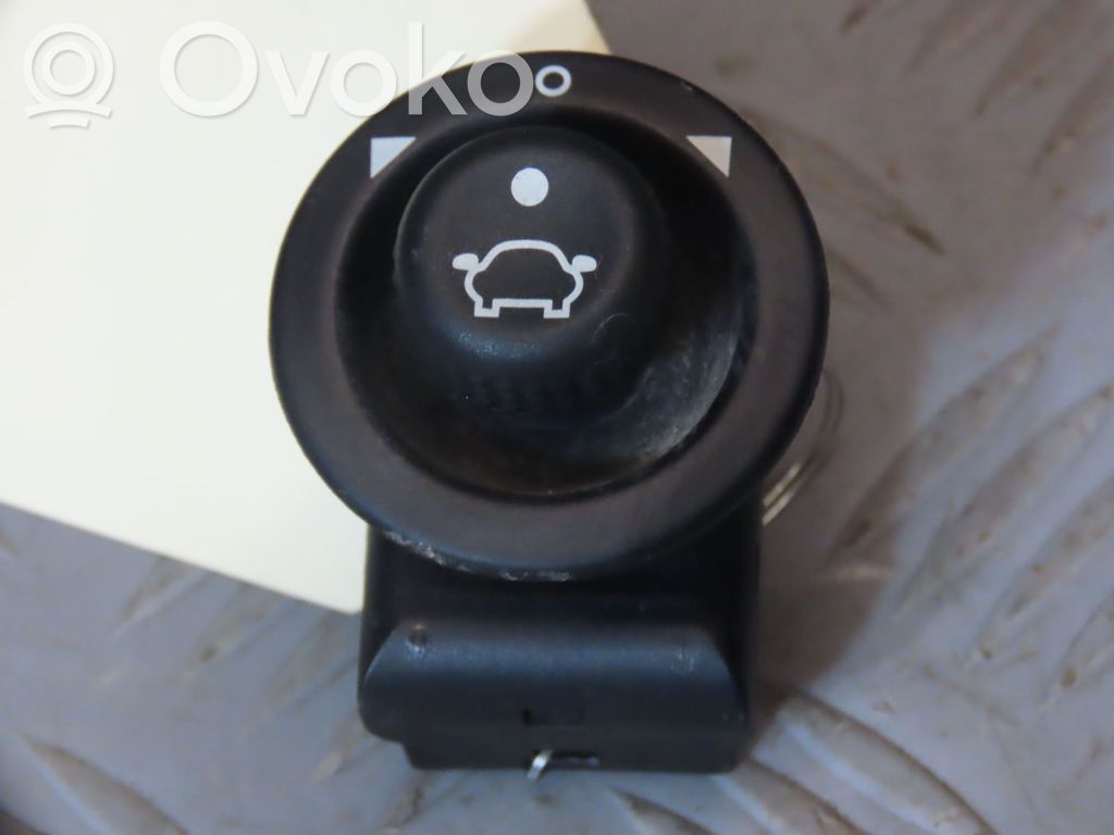 Ford Fiesta Wing mirror switch 