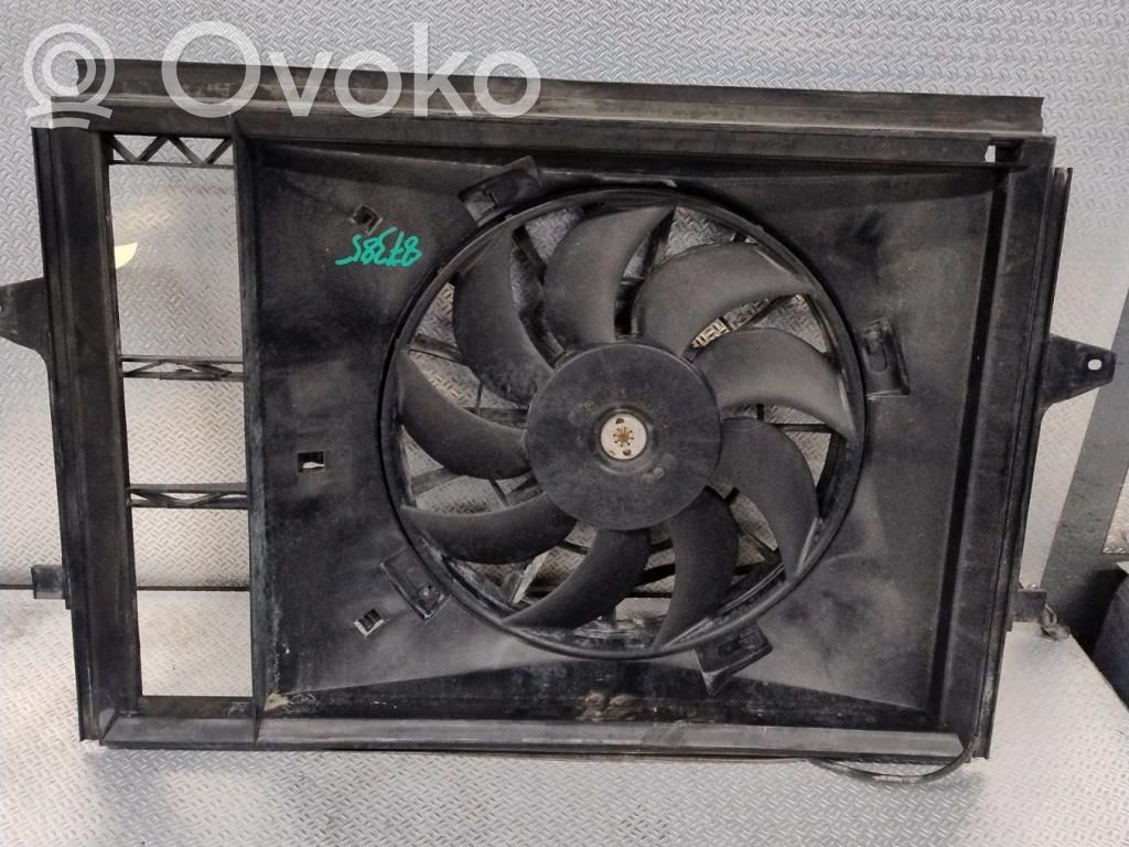 Peugeot Expert Elektrinis radiatorių ventiliatorius 