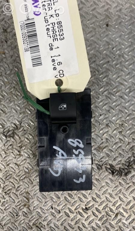 Electric window control switch   13408448