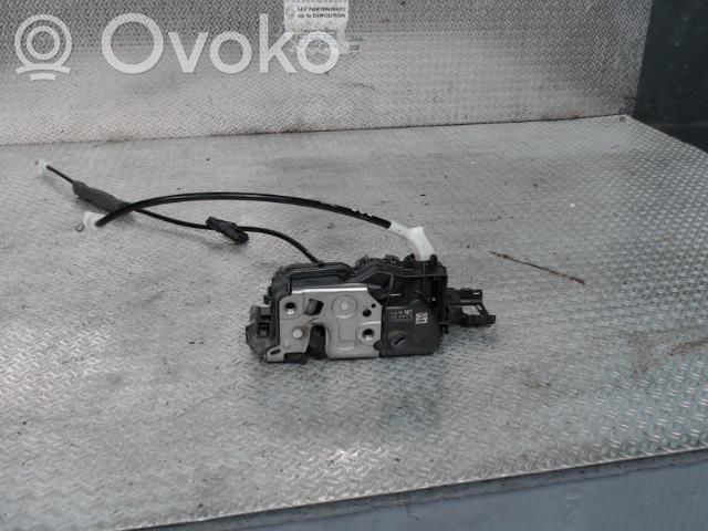 Peugeot 308 Front door lock 