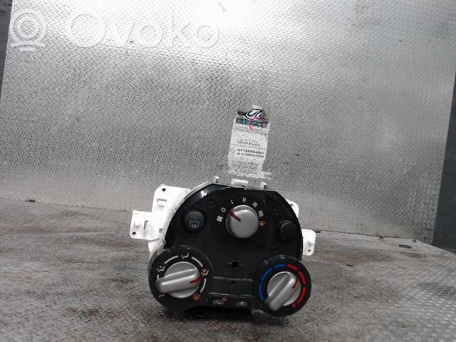 Nissan Note (E12) Climate control unit 