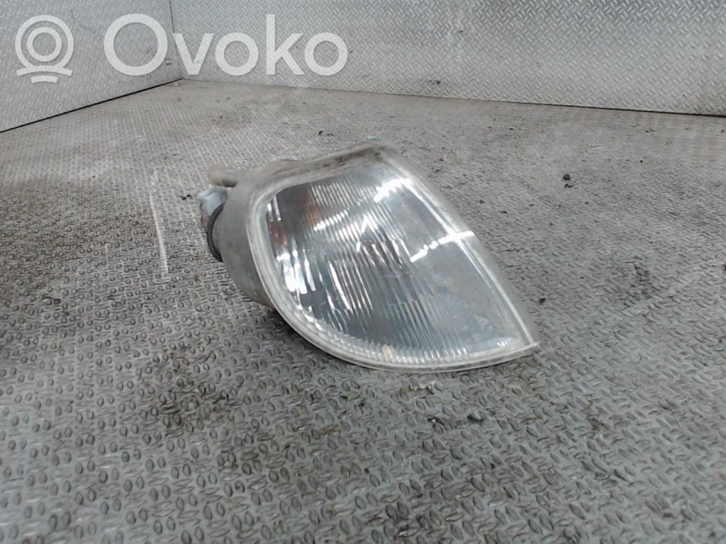 Front indicator light   630360