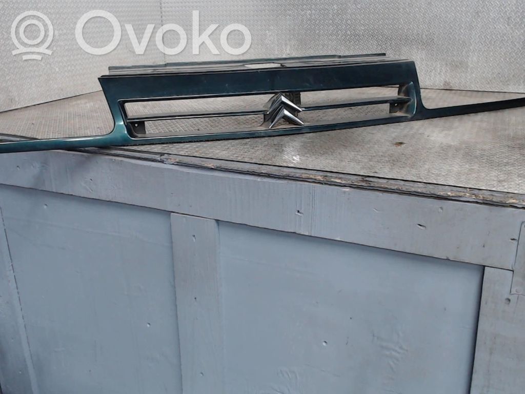 Front bumper upper radiator grill   7804E8