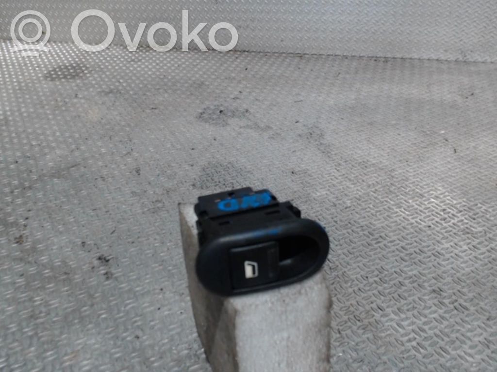 Electric window control switch   6554QX