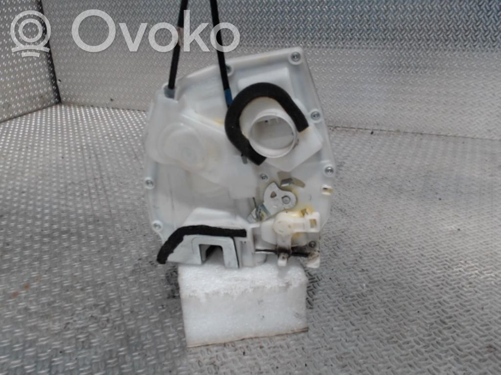 Opel Agila B Galinių durų spyna 