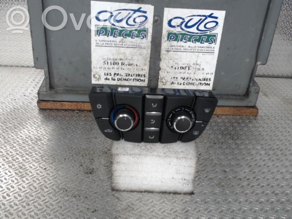 Climate control unit   13435144