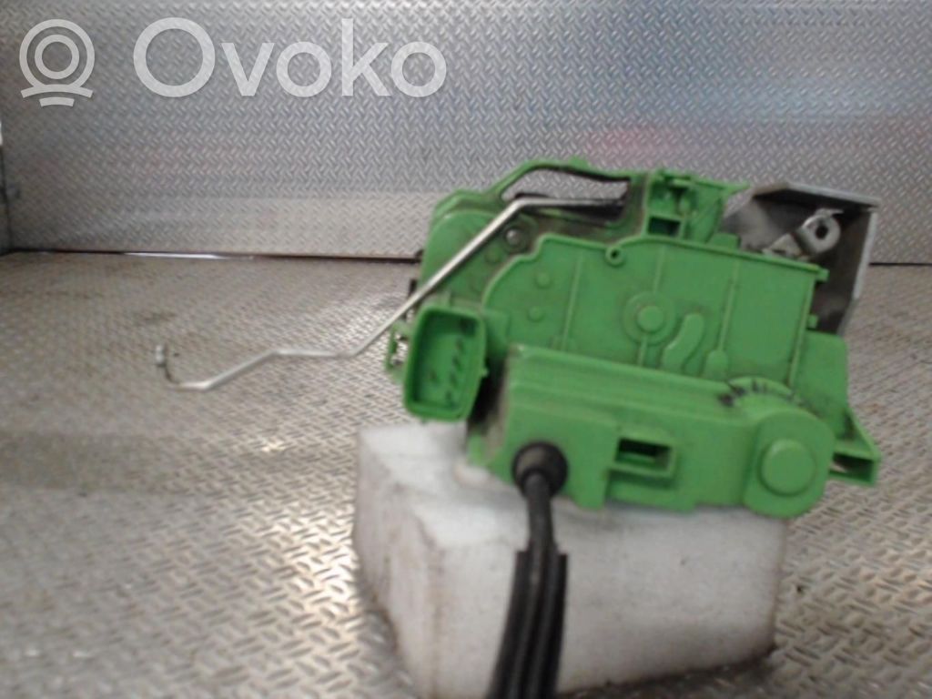 Alfa Romeo Mito Front door lock 