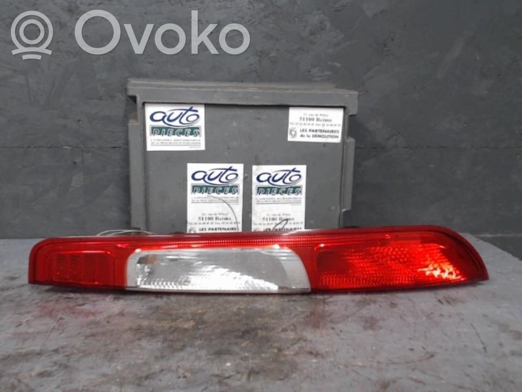 Rear/tail lights   1520760