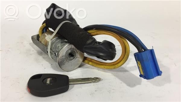 Citroen Xsara Užvedimo spynelė 