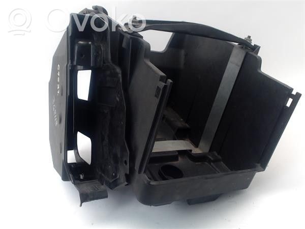 Base (soporte)   8V2110723AD