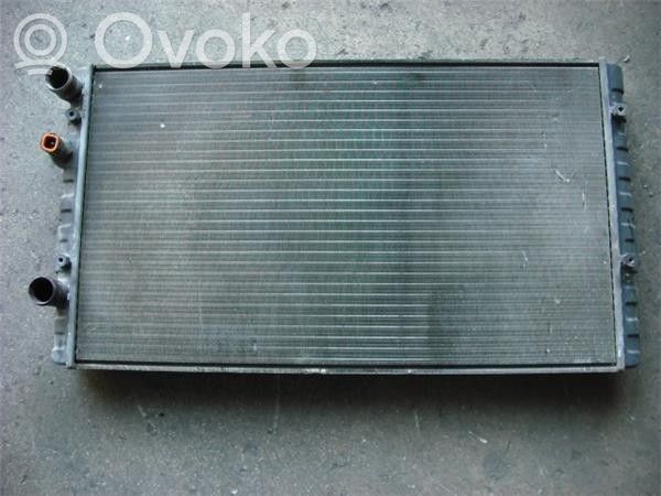 Volkswagen Polo III 6N 6N2 6NF Radiator lichid răcire 