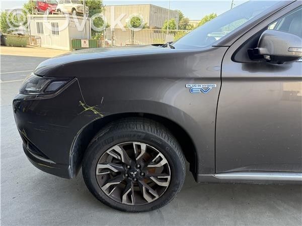 Mitsubishi Outlander Lokasuoja 
