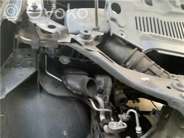 Opel Mokka Viršutinė dalis radiatorių panelės (televizoriaus) 