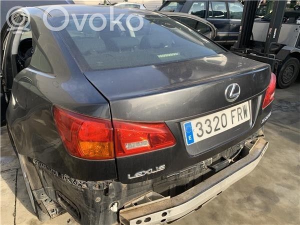 Lexus IS-F Tylna klapa bagażnika 