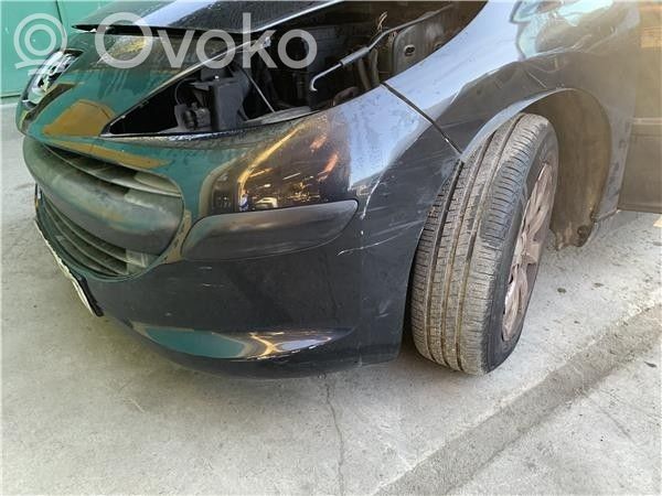 Peugeot 207 Parachoques delantero 