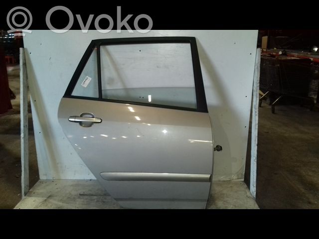 Toyota Corolla Verso E121 Puerta trasera 