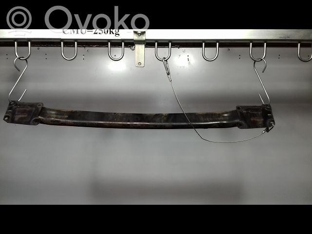 Aizmugurē bampera balka   1109804