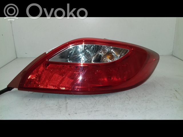 Rear/tail lights   D65151150M