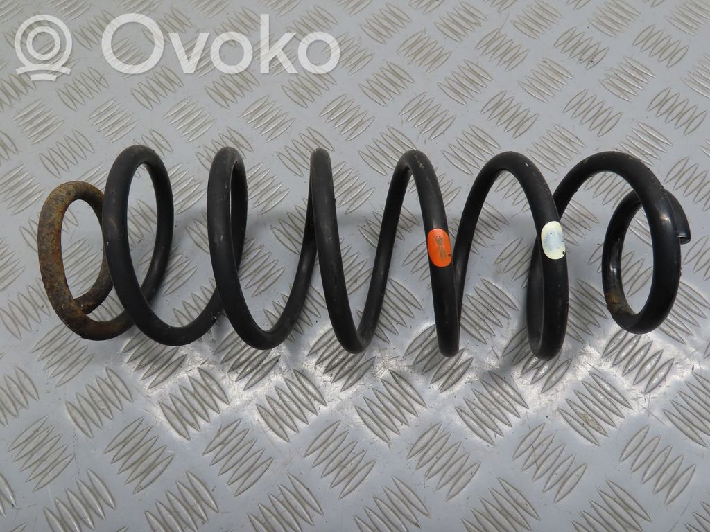 Rear coil spring   DF7128011B