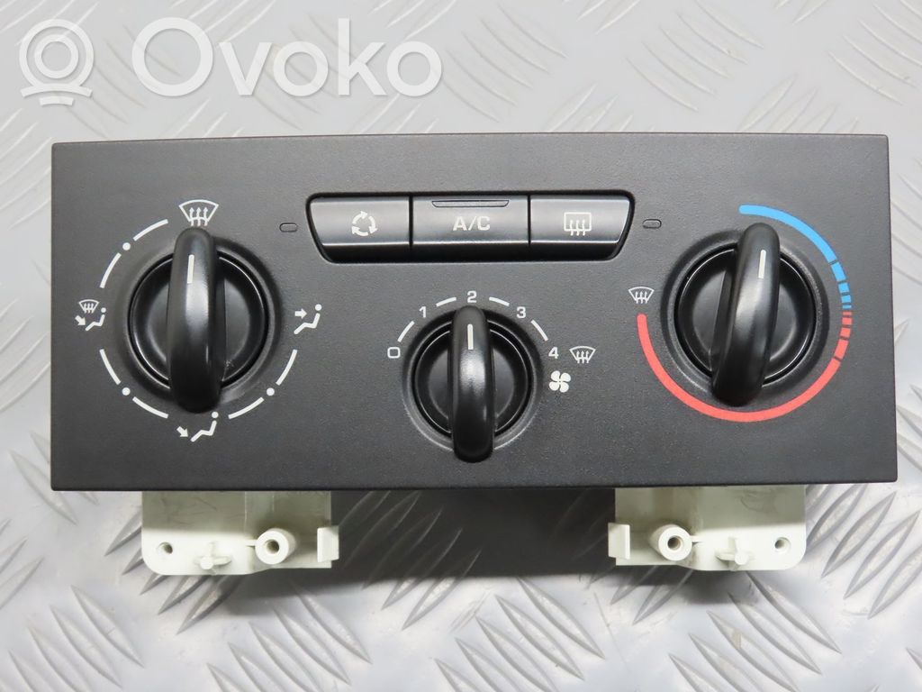 Citroen C4 I Climate control unit 