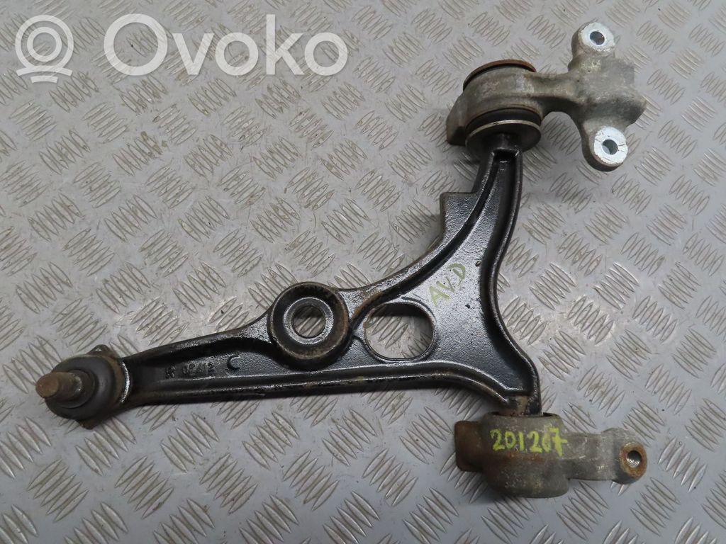 Front control arm   3521L0