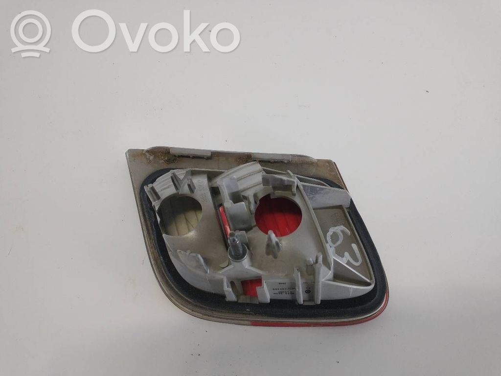 BMW 3 E46 Tailgate rear/tail lights 