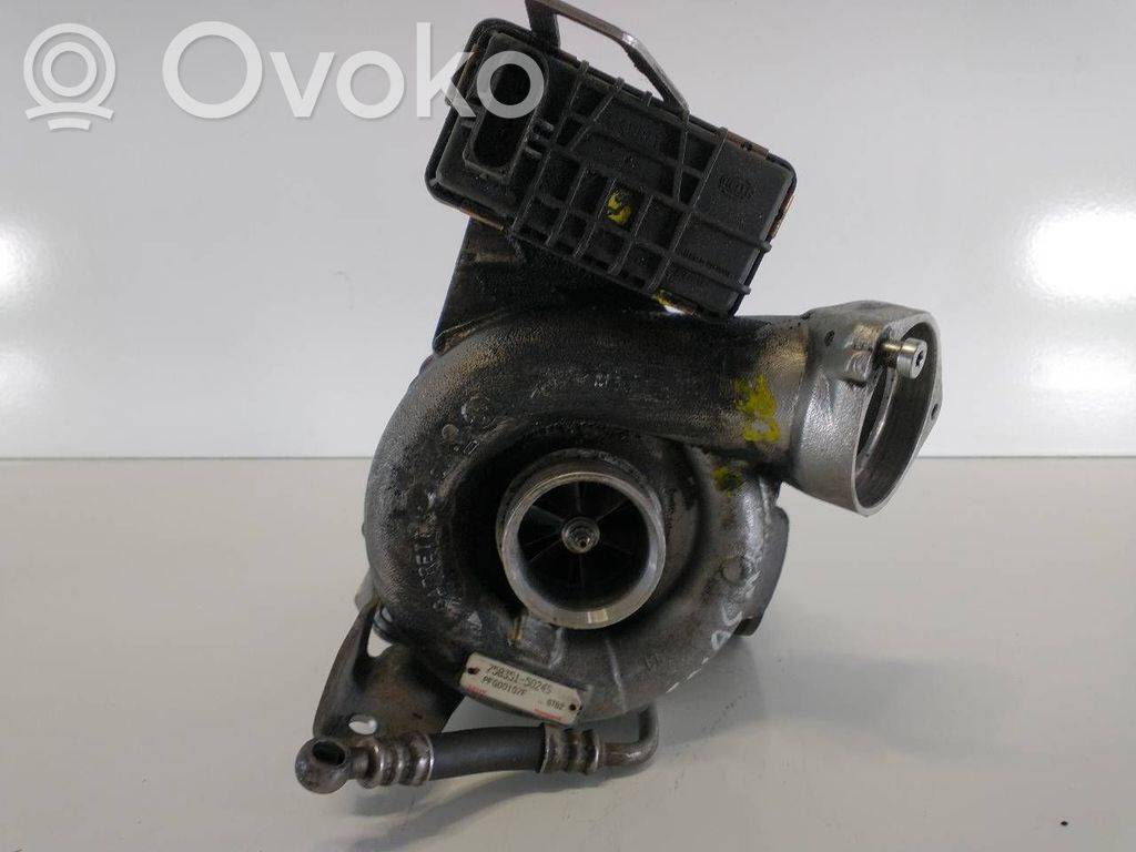 BMW 7 E65 E66 Turbina 