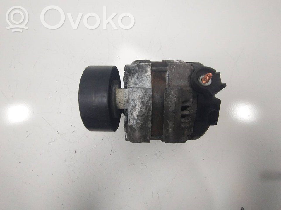 BMW 1 E81 E87 Alternador 