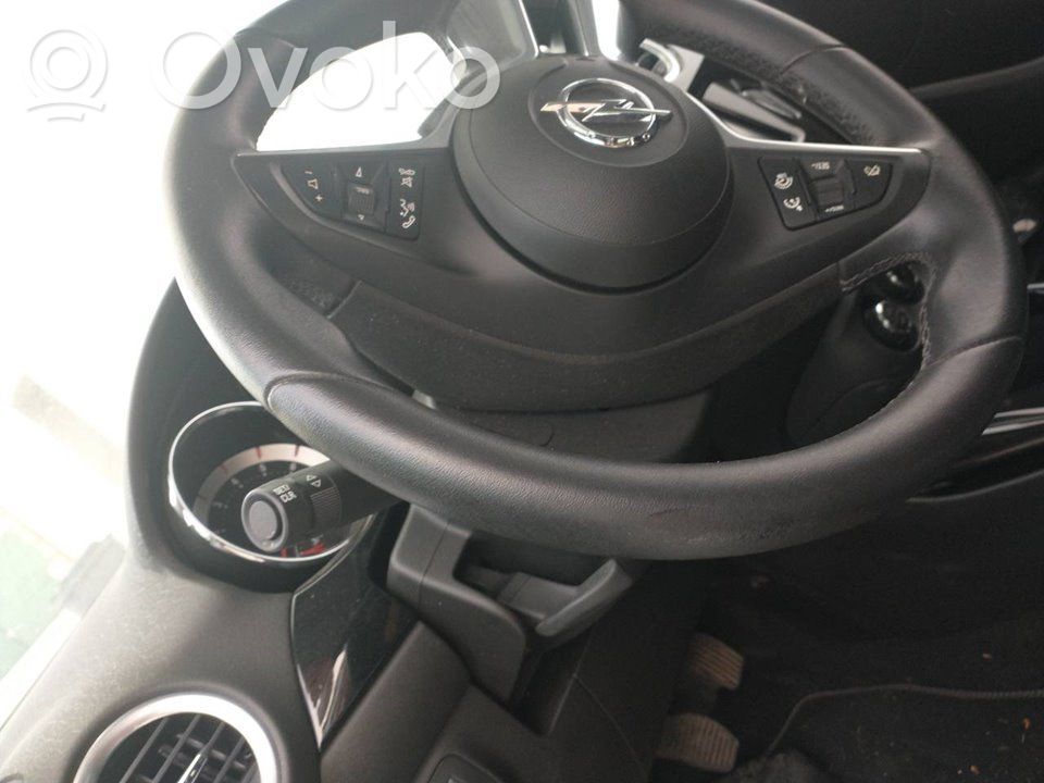 Opel Adam Руль 