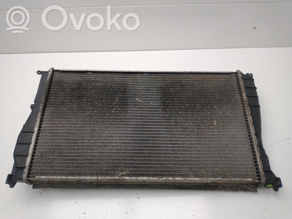 BMW 3 E90 E91 Coolant radiator 