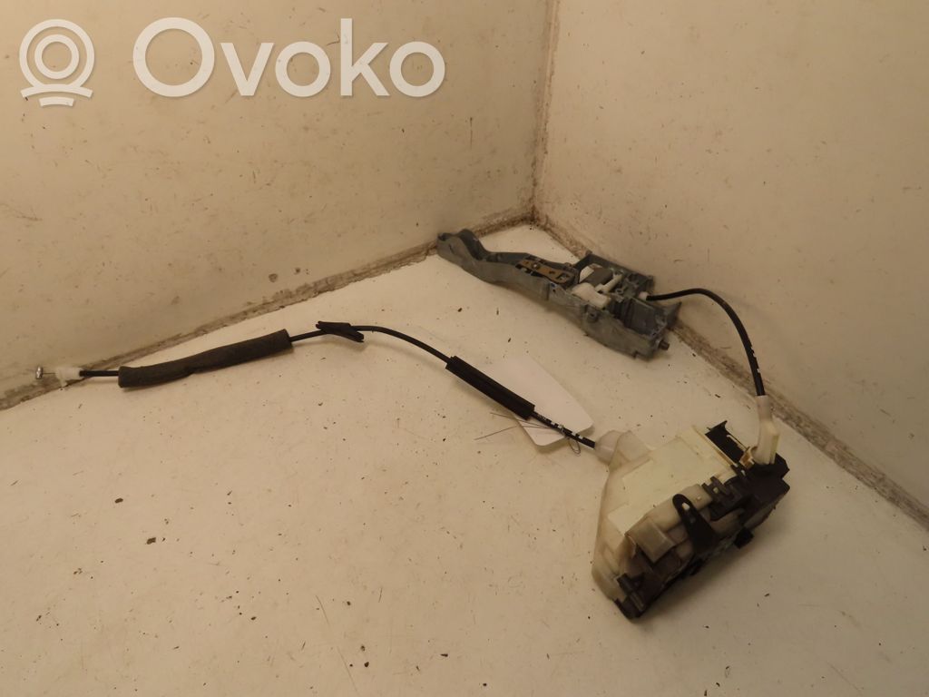 Front door lock   9800618180