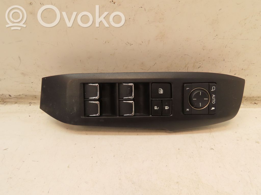 Lexus NX Electric window control switch 