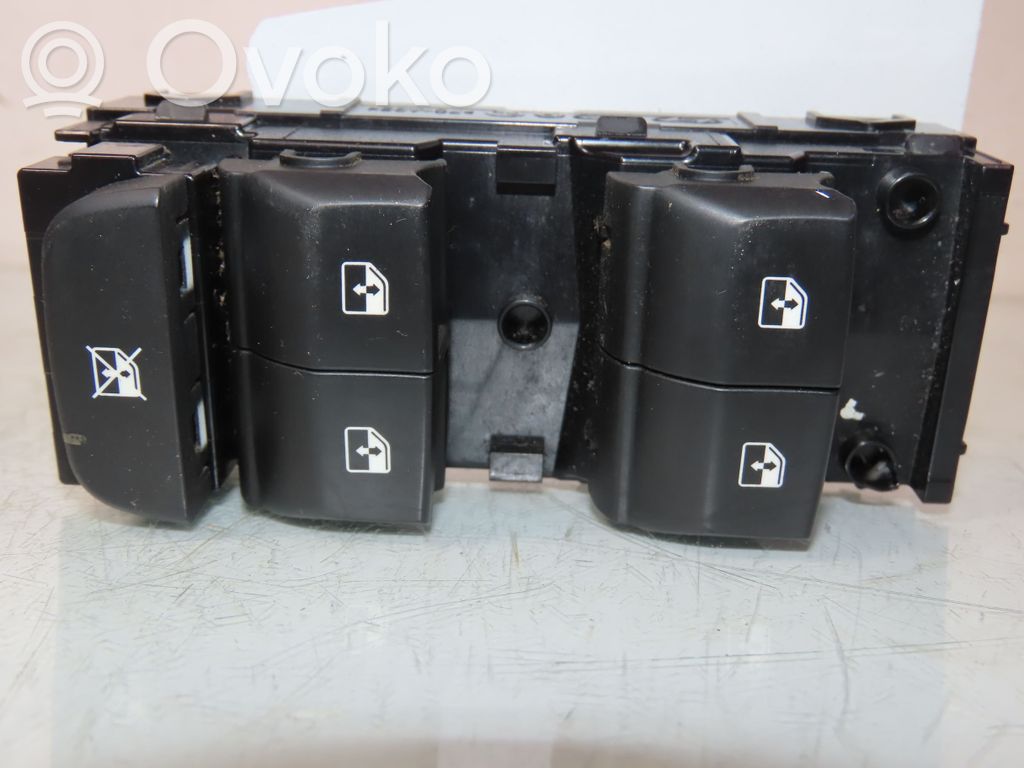 KIA Ceed Electric window control switch 