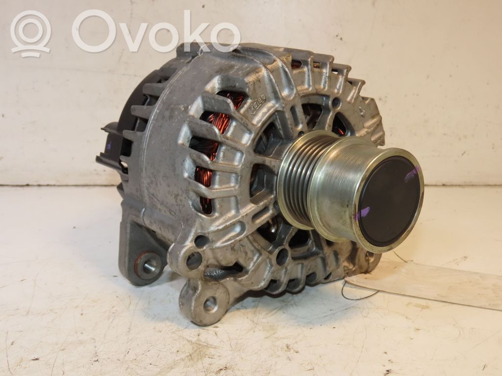 Skoda Fabia Mk4 (6VA) Alternador 